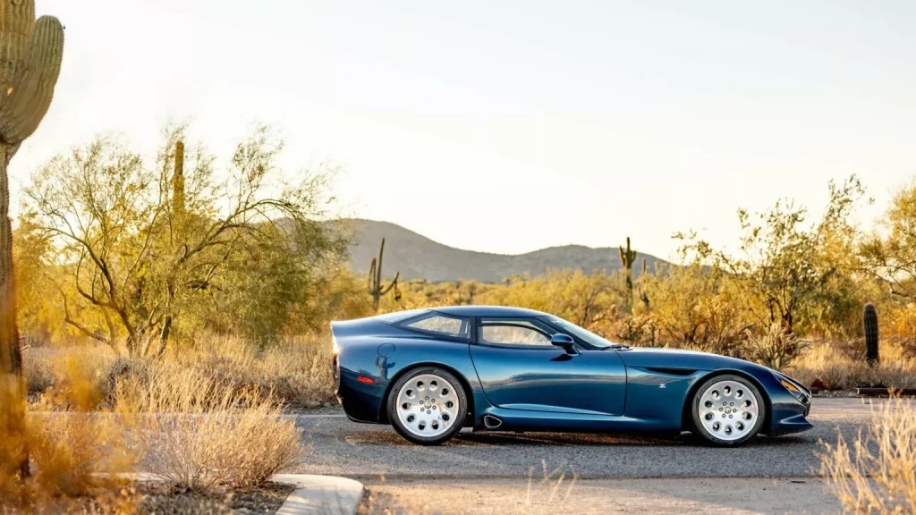 Este maravilloso TZ3 Stradale Zagato poco tiene de Alfa Romeo y se vende por una fortuna 8 Motor16 2010 Alfa Romeo TZ3 Stradale Zagato Young 8 Motor16