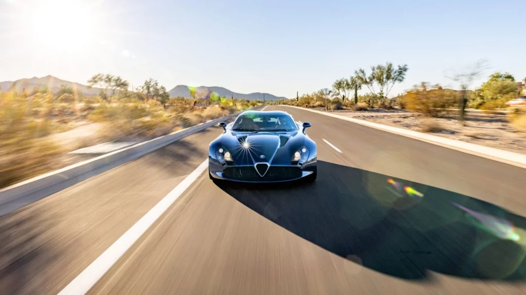 Este maravilloso TZ3 Stradale Zagato poco tiene de Alfa Romeo y se vende por una fortuna 17 Motor16 2010 TZ3 Stradale Zagato 3 Motor16