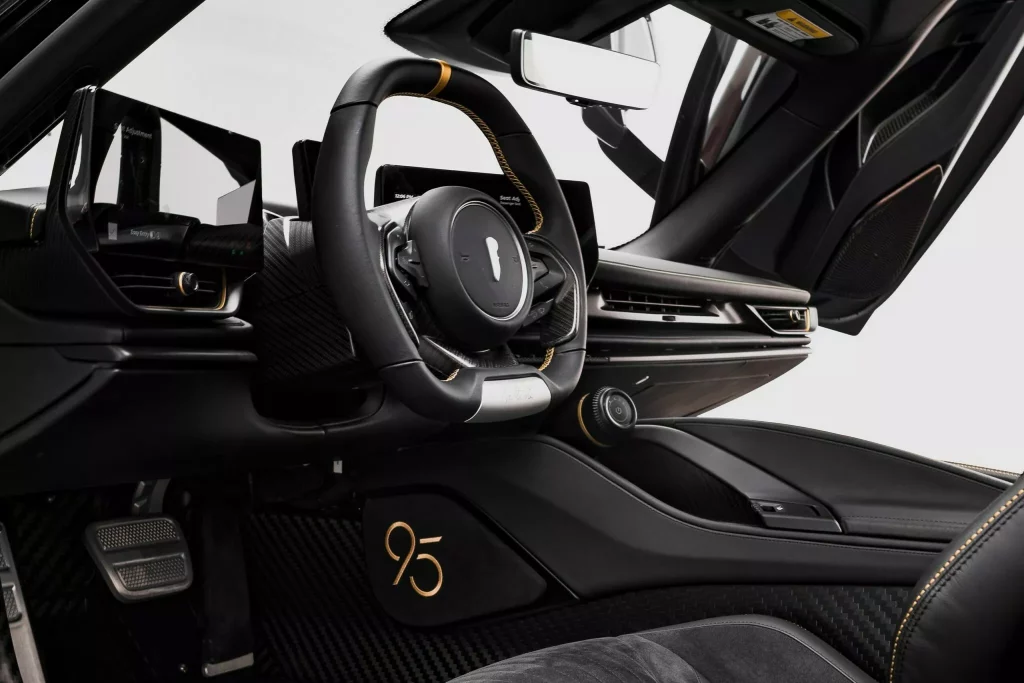 20225 Pininfarina Battista Novantacinque 4 2048x1366 1 Motor16