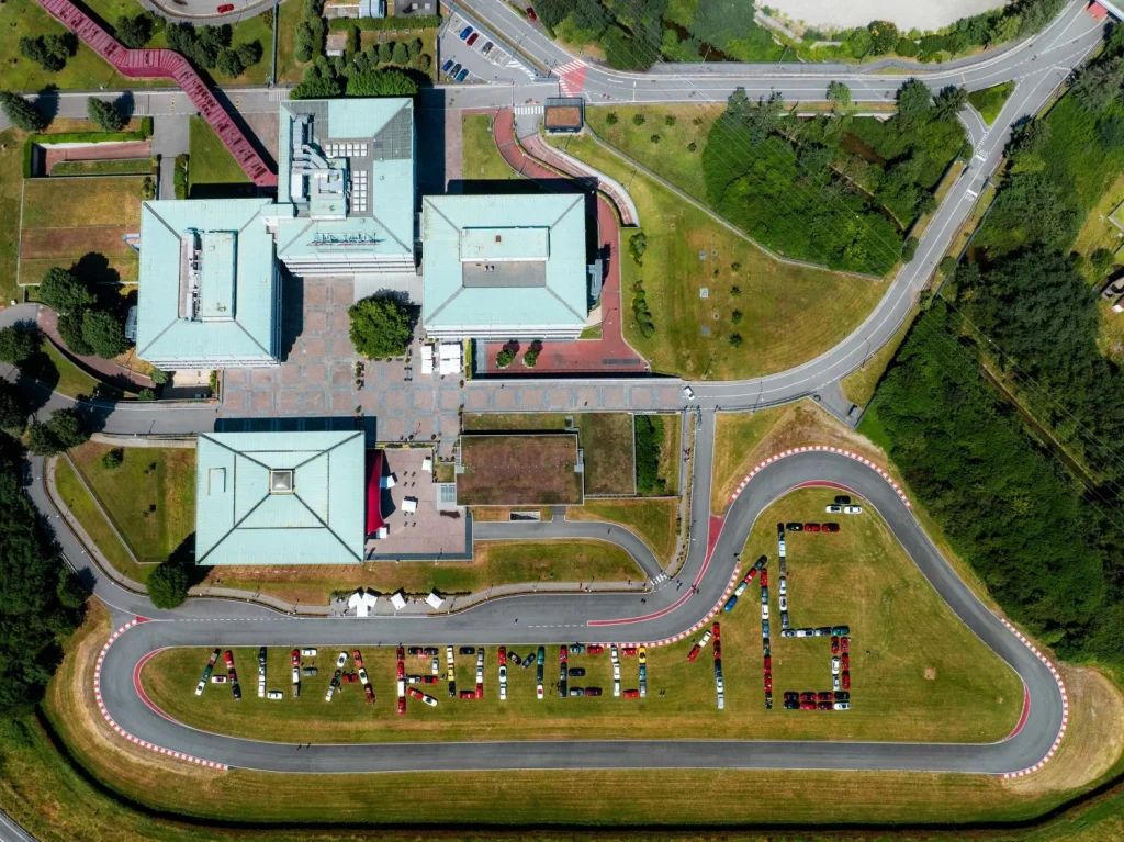 2025 Alfa Romeo 115 Aniversario Evento 3 Motor16