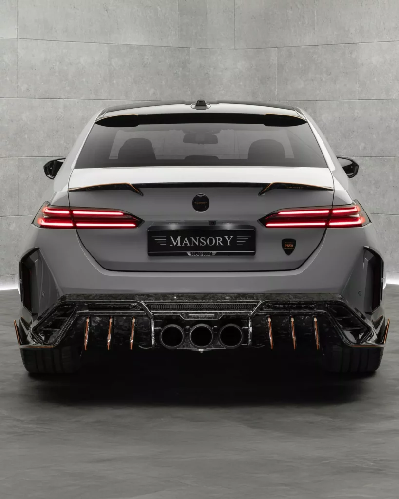 El primer BMW M5 de la historia con etiqueta cero pasa por las manos de Mansory 11 Motor16 2025 BMW M5 Sedan Mansory 1 Motor16