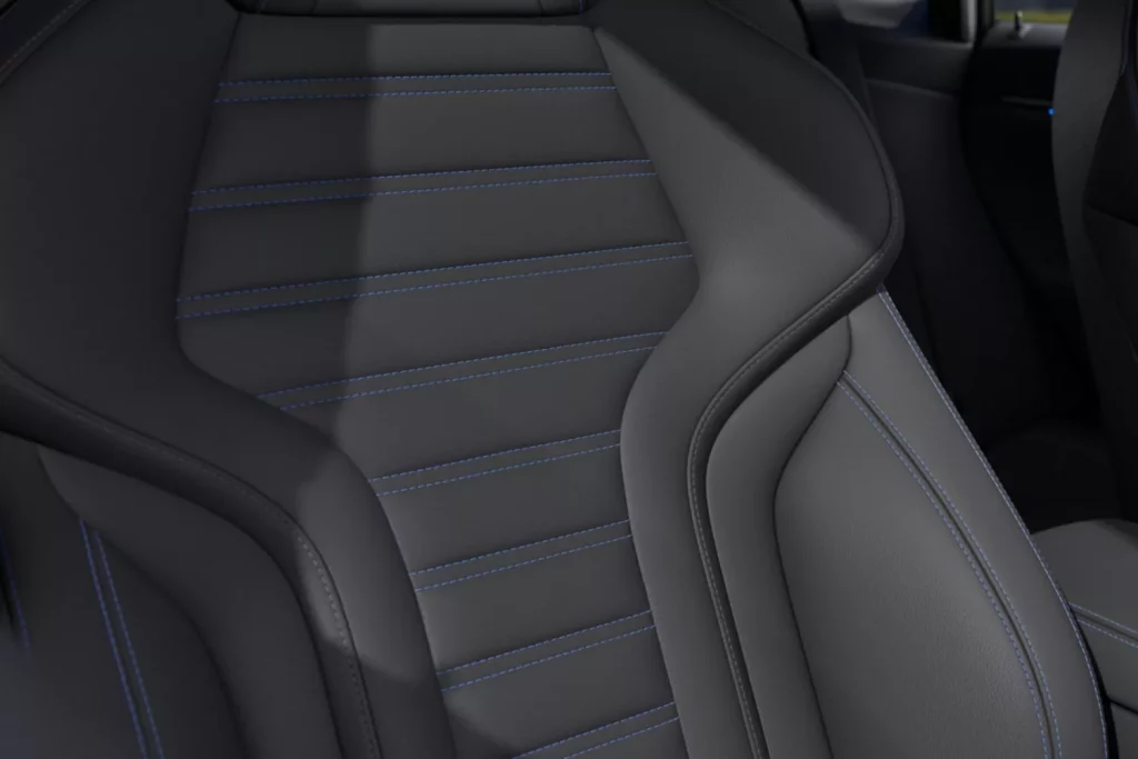 2025 BMW i4 Gran Coupe 10 Motor16