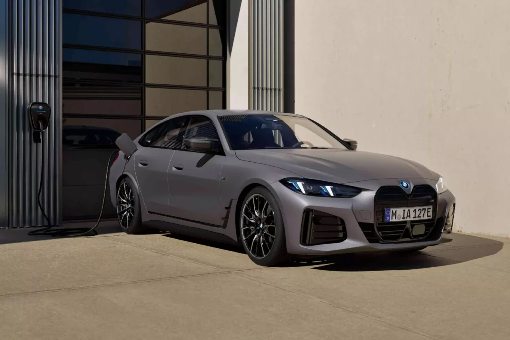 2025 BMW i4 Gran Coupe 18 Motor16