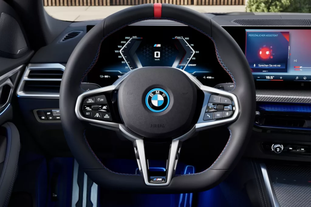 2025 BMW i4 Gran Coupe 9 Motor16