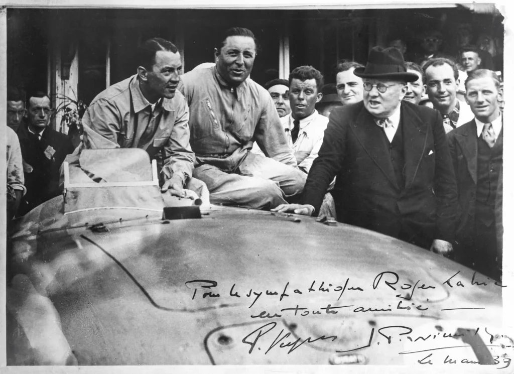 Pierre Veyron: El piloto que prestó su nombre al Bugatti que cambio la historia del automovilismo 1 Motor16 2025 Bugatti Veyron. Pierre. Imagen.