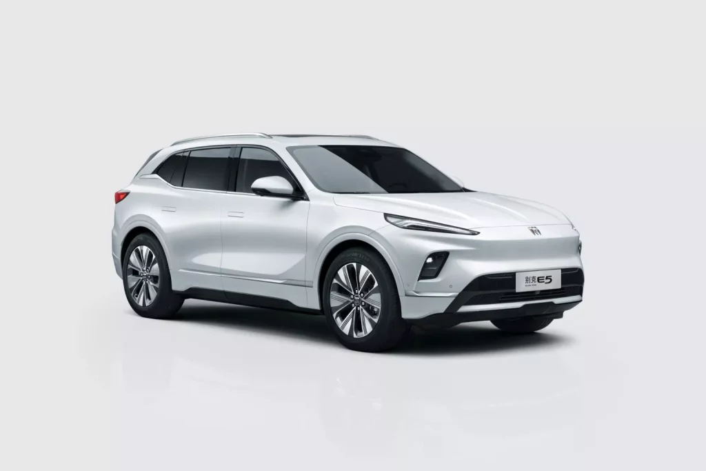 Buick Electra E5: El SUV eléctrico que la marca americana ha creado para China 4 Motor16 2025 Buick Electra E5. China. Imagen estudio.
