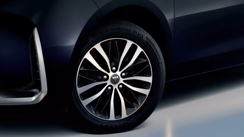 Buick GL8 Land Business Class. El nuevo monovolumen de acceso para China 11 Motor16 2025 Buick GL8 Land Business Class 6 Motor16