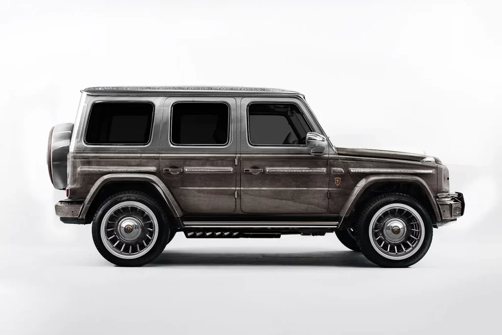 2025 Mercedes Clase G. Carlex Design. G-Viking. Imagen lateral.