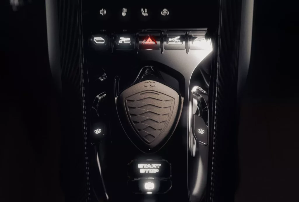 Koenigsegg saca el lado más salvaje de su Jesko: Que tiemblen los circuitos del mundo 20 Motor16 2025 Koenigsegg Sadairs Spear 16 Motor16