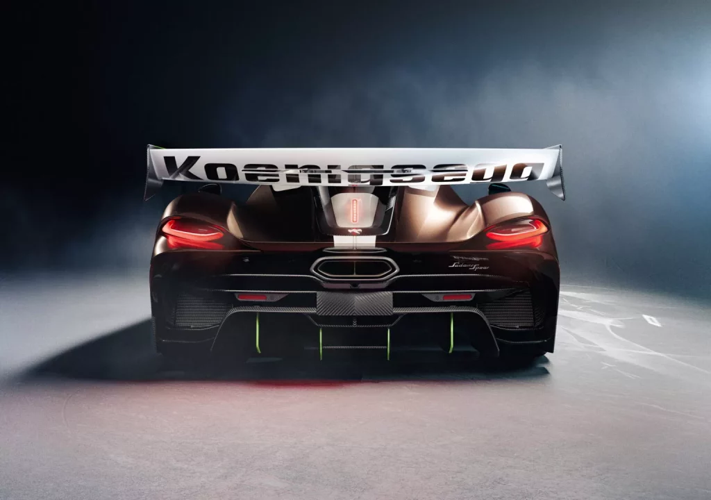 Koenigsegg saca el lado más salvaje de su Jesko: Que tiemblen los circuitos del mundo 4 Motor16 2025 Koenigsegg Sadair's Spear. Imagen trasera.