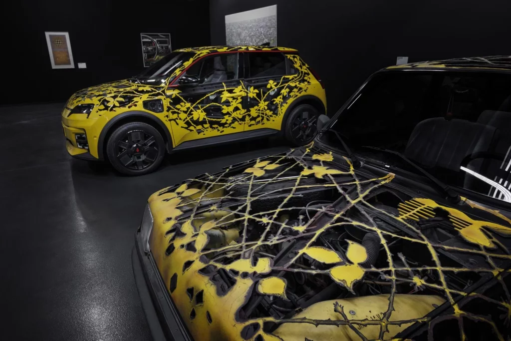 Visitamos las joyas que Renault expondrá en 'The Collection': El Disneyland de la firma del rombo 3 Motor16 2025 Renault The Collection. Imagen R5 arte.