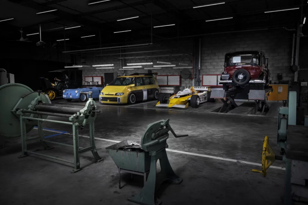 Visitamos las joyas que Renault expondrá en 'The Collection': El Disneyland de la firma del rombo 16 Motor16 2025 La Collection Renault Flins 5 Motor16