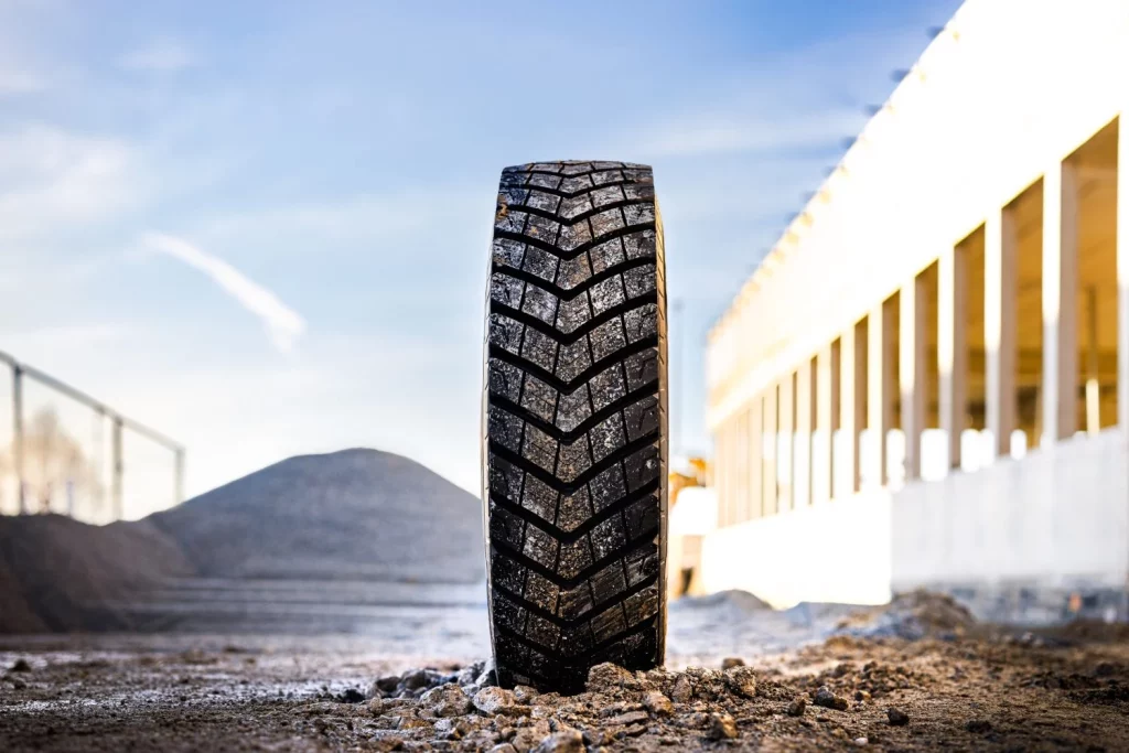Michelin X Works Z2 y X Works D2: Los detalles de los neumáticos más impresionantes para los camiones 4 Motor16 2025 Michelin x Works camiones 2 Motor16