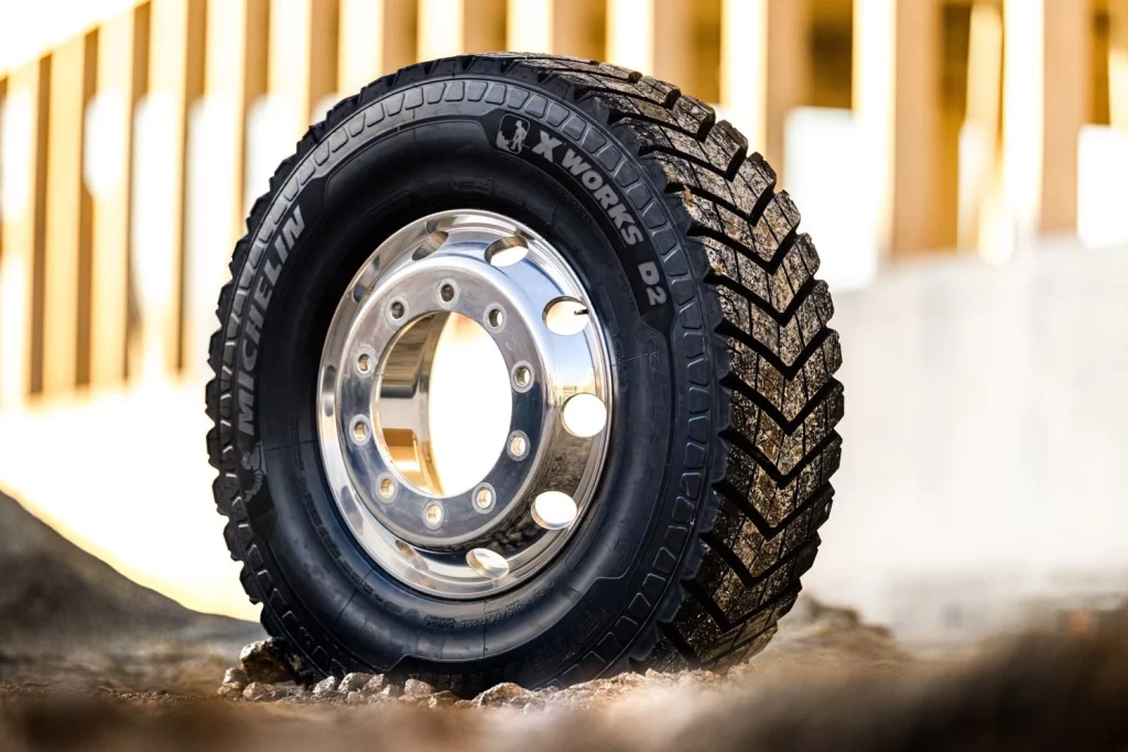 Michelin X Works Z2 y X Works D2: Los detalles de los neumáticos más impresionantes para los camiones 6 Motor16 2025 Michelin x Works camiones 4 Motor16
