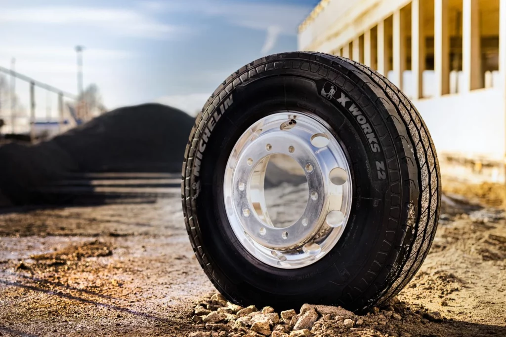 Michelin X Works Z2 y X Works D2: Los detalles de los neumáticos más impresionantes para los camiones 8 Motor16 2025 Michelin x Works camiones 6 Motor16