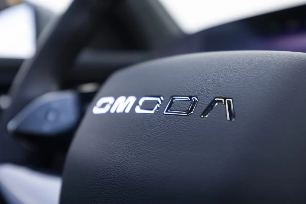 Omoda 9 SHS: Conducimos el SUV PHEV que viene de China para atemorizar a sus rivales premium 60 Motor16 2025 Omoda 9 SHS Al Volante 19 Motor16