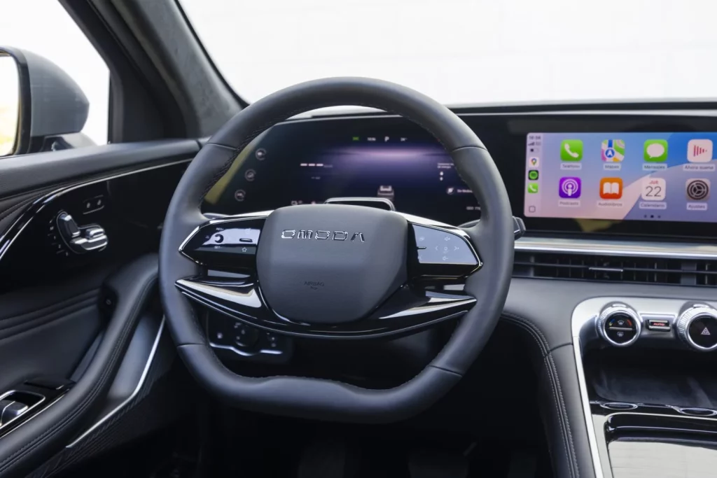 Omoda 9 SHS: Conducimos el SUV PHEV que viene de China para atemorizar a sus rivales premium 55 Motor16 2025 Omoda 9 SHS Al Volante 23 Motor16