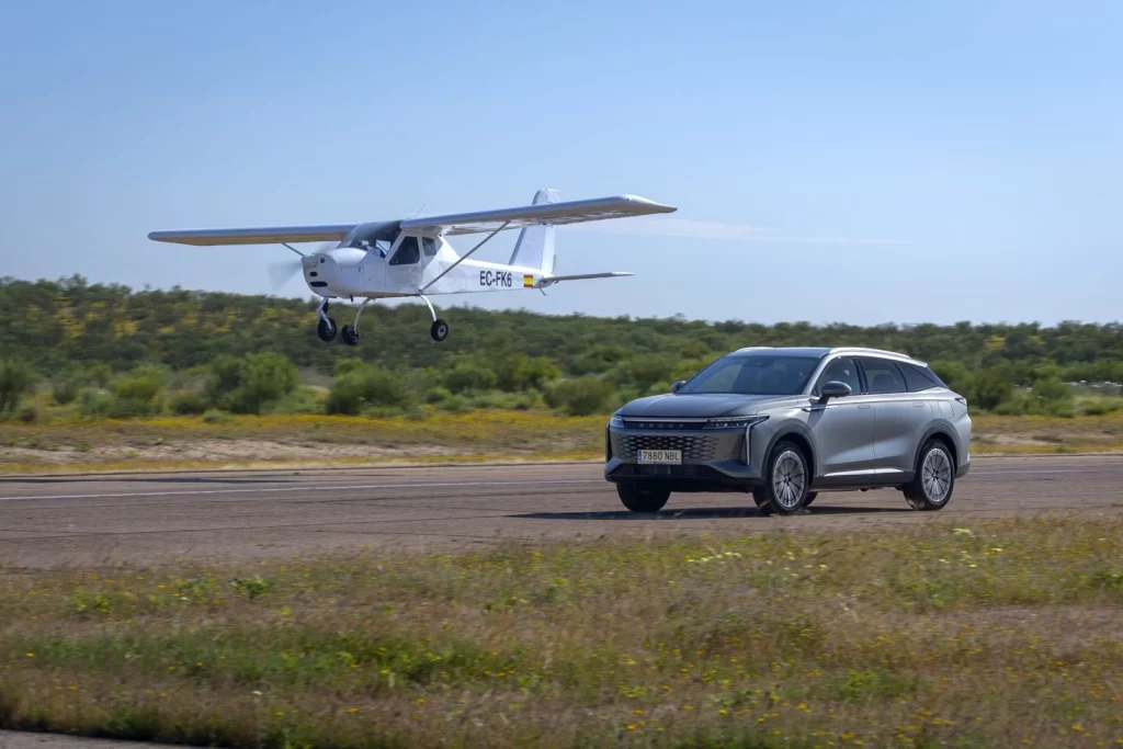 Omoda 9 SHS: Conducimos el SUV PHEV que viene de China para atemorizar a sus rivales premium 27 Motor16 2025 Omoda 9 SHS Al Volante 29 Motor16
