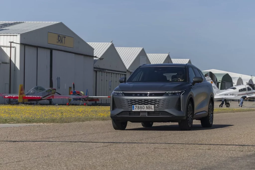 Omoda 9 SHS: Conducimos el SUV PHEV que viene de China para atemorizar a sus rivales premium 28 Motor16 2025 Omoda 9 SHS Al Volante 30 Motor16