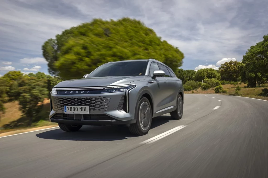 Omoda 9 SHS: Conducimos el SUV PHEV que viene de China para atemorizar a sus rivales premium 31 Motor16 2025 Omoda 9 SHS Al Volante 33 Motor16