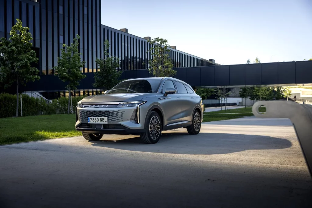 Omoda 9 SHS: Conducimos el SUV PHEV que viene de China para atemorizar a sus rivales premium 13 Motor16 2025 Omoda 9 SHS Al Volante 47 Motor16