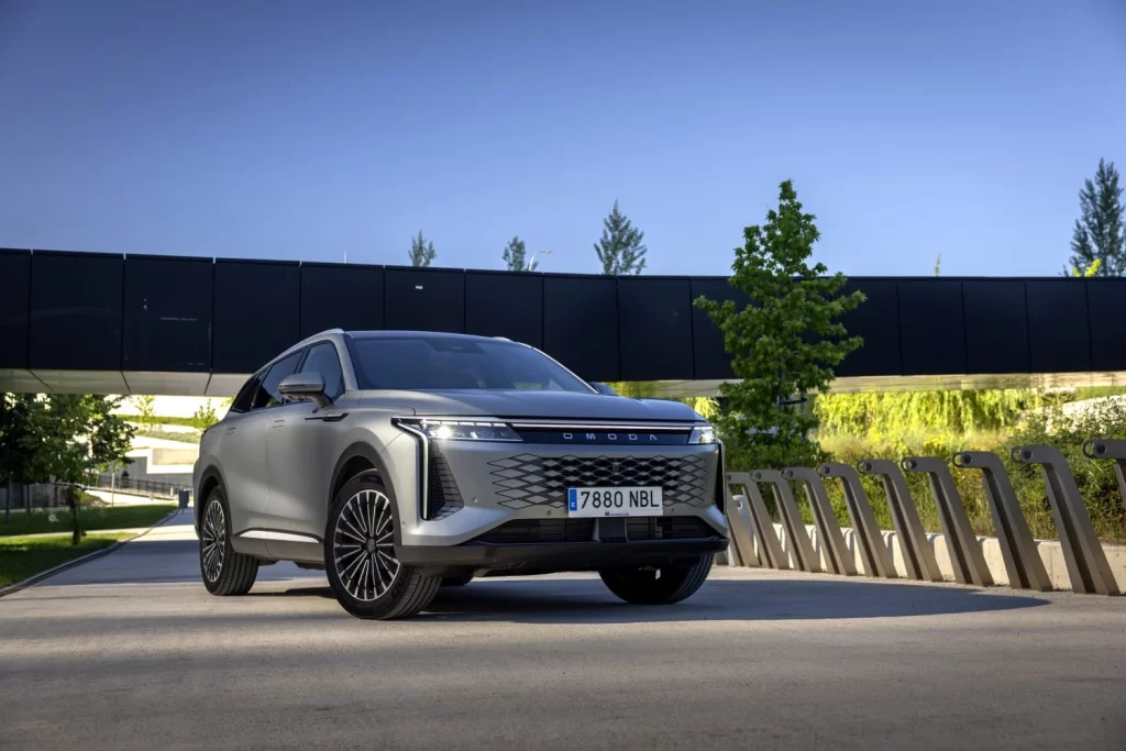 Omoda 9 SHS: Conducimos el SUV PHEV que viene de China para atemorizar a sus rivales premium 25 Motor16 2025 Omoda 9 SHS Al Volante 59 Motor16