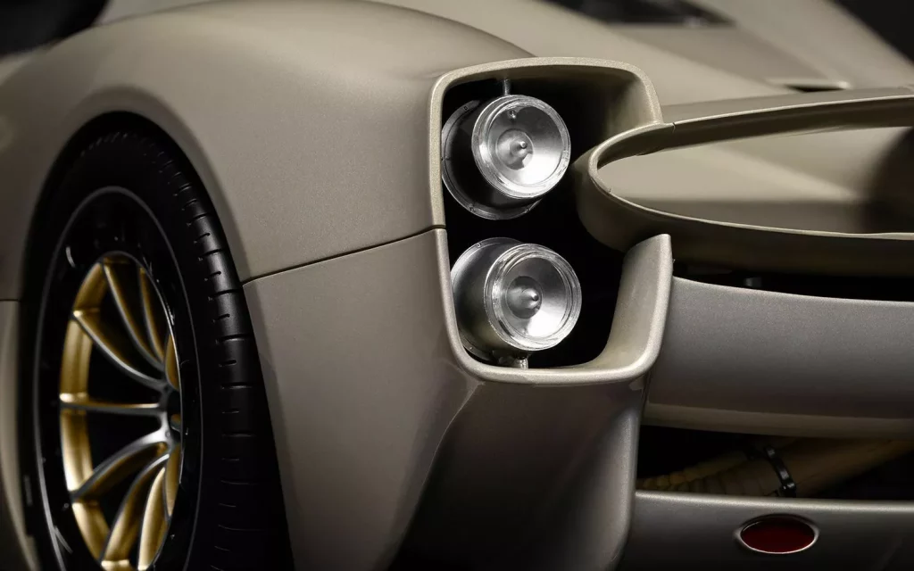 El Pagani Utopia que puedes fabricar como si estuvieras en San Cesario sul Panaro 7 Motor16 2025 Pagani Utopia Pocher 1 8 6 Motor16