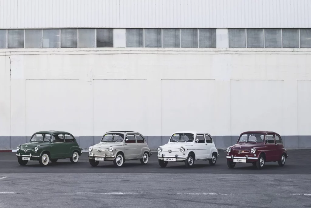 SEAT 600: La historia del coche que motorizó a España y que hoy sopla 68 velas 3 Motor16 2025 SEAT 600. Historia. Imagen generaciones.