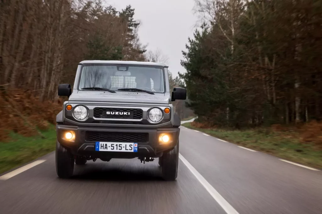 55 Anniversaire: El 'au revoir' del Suzuki Jimny en Francia 22 Motor16 2025 Suzuki Jimny 55 Anniversaire 19 Motor16