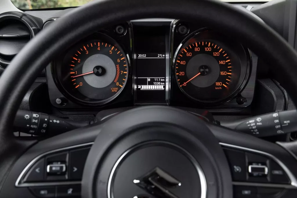 55 Anniversaire: El 'au revoir' del Suzuki Jimny en Francia 37 Motor16 2025 Suzuki Jimny 55 Anniversaire 34 Motor16