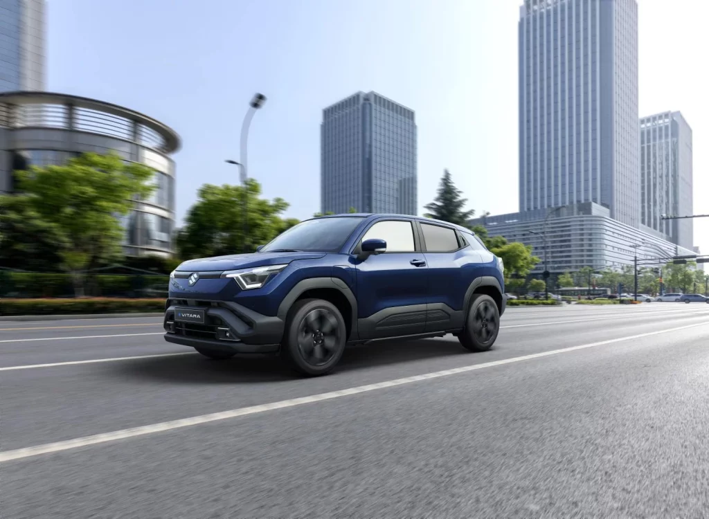 El Suzuki Vitara eléctrico ya tiene precio: Unos 3.000 euros más que el de gasolina 18 Motor16 2025 Suzuki Vitara Electrico 8 Motor16