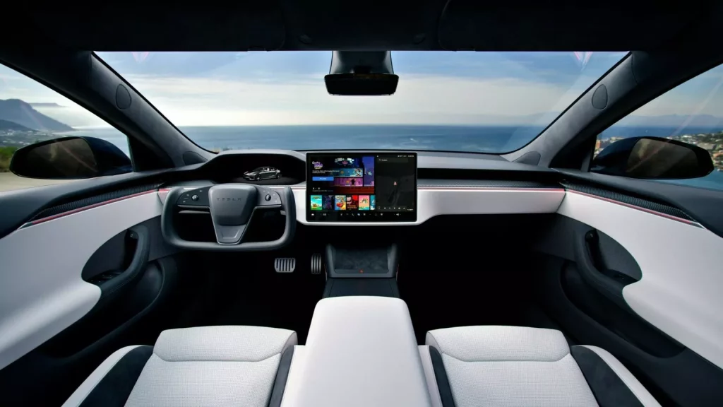Tesla refresca sus Model S y Model X tras más de 10 años de historia 3 Motor16 2025 Tesla Model S. Imagen interior.