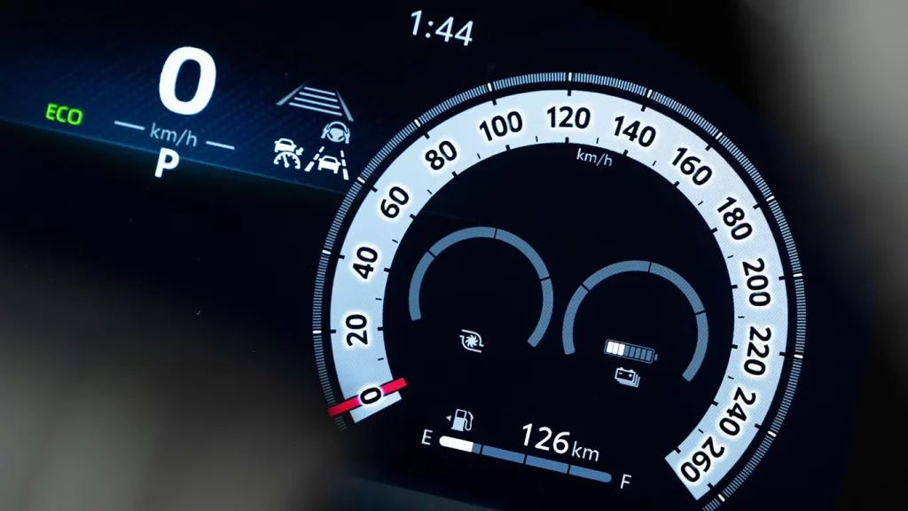 El Toyota Land Cruiser se pone las pilas para ser más potente y eficiente 4 Motor16 2025 Toyota Land Cruiser Hybrid. Imagen relojes.