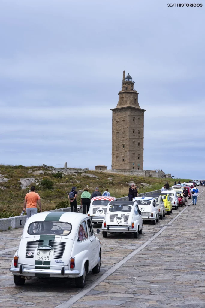 TraveSEAT: El evento donde cientos de SEAT 600 invaden las carreteras 7 Motor16 2025 Travelseat Seat 600 anos pasados 4 Motor16