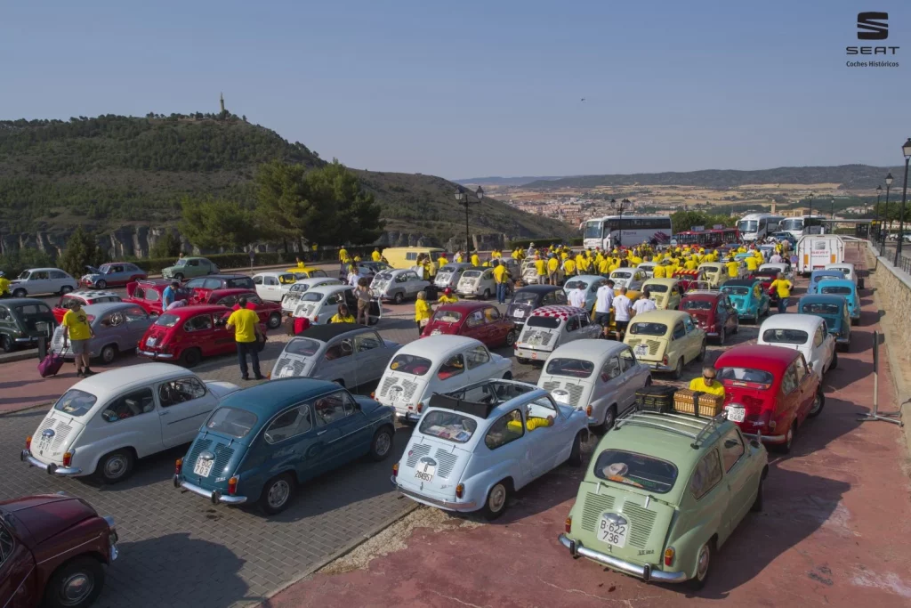 TraveSEAT: El evento donde cientos de SEAT 600 invaden las carreteras 2 Motor16 2025 TraveSEAT. SEAT 600. Imagen vehículos.
