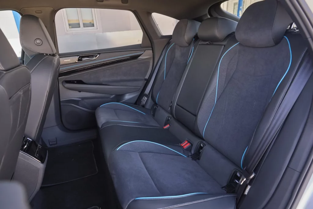 Probamos el Volkswagen ID.7 Pro Más, un eléctrico para hacerte olvidar mitos 21 Motor16 2025 Volkswagen id 7 prueba 10 Motor16