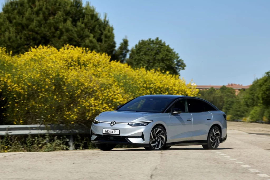 Probamos el Volkswagen ID.7 Pro Más, un eléctrico para hacerte olvidar mitos 10 Motor16 2025 Volkswagen id 7 prueba 20 Motor16