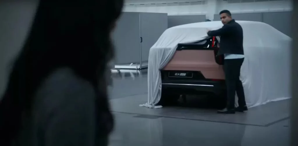Volvo no esconde su EX60, la versión eléctrica del Volvo más vendido de la historia 1 Motor16 2025 Volvo EX60. Teaser. Imagen.