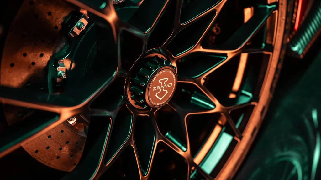 Zenvo Aurora: Así son los frenos de un bólido con 1.850 CV y capaz de alcanzar 450 km/h 3 Motor16 2025 Zenvo Aurora. Frenos. Imagen.