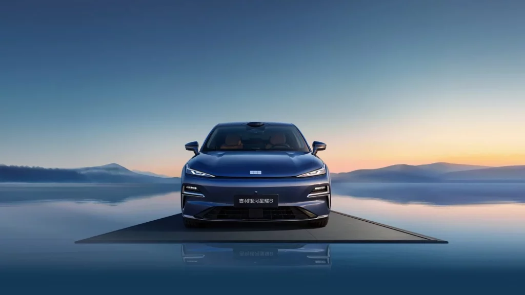 Geely Galaxy Star 8: El PHEV que nada envidia a un Serie 5 tiene precio de Sandero 6 Motor16 2025 geely galaxy star 8 4 Motor16