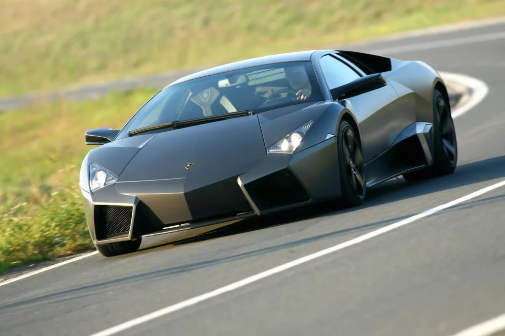 Del Reventón al Countach LPI 800-4: Lamborghini repasa la historia de sus one-off antes de su última sorpresa 1 Motor16 2025 Lamborghini Reventon. Imagen.