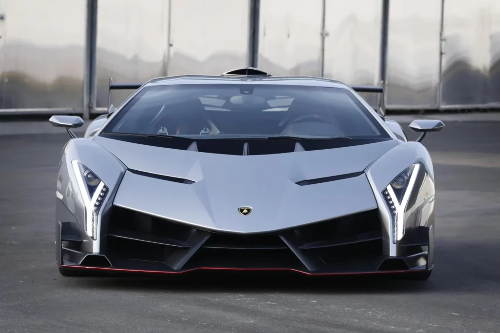 Del Reventón al Countach LPI 800-4: Lamborghini repasa la historia de sus one-off antes de su última sorpresa 24 Motor16 2025 lamborghini fotos one off 18 Motor16