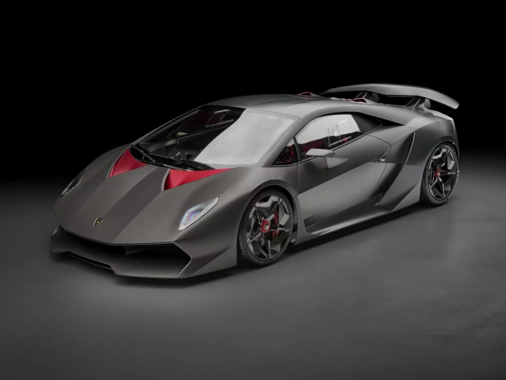 Del Reventón al Countach LPI 800-4: Lamborghini repasa la historia de sus one-off antes de su última sorpresa 35 Motor16 2025 lamborghini fotos one off 31 Motor16