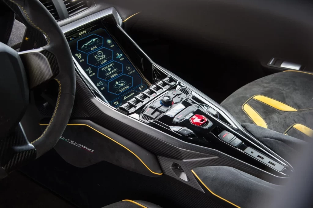 Del Reventón al Countach LPI 800-4: Lamborghini repasa la historia de sus one-off antes de su última sorpresa 12 Motor16 2025 lamborghini fotos one off 5 Motor16