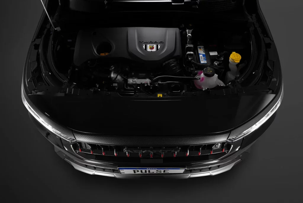 Pulse, el Abarth con influencias de Maserati que triunfará en Brasil 21 Motor16 ABARTH PULSE 2025 18 Motor16