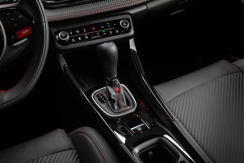 Pulse, el Abarth con influencias de Maserati que triunfará en Brasil 23 Motor16 ABARTH PULSE 2025 20 Motor16