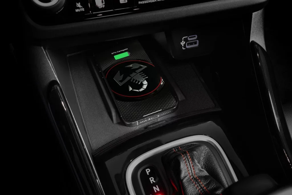 Pulse, el Abarth con influencias de Maserati que triunfará en Brasil 29 Motor16 ABARTH PULSE 2025 26 Motor16