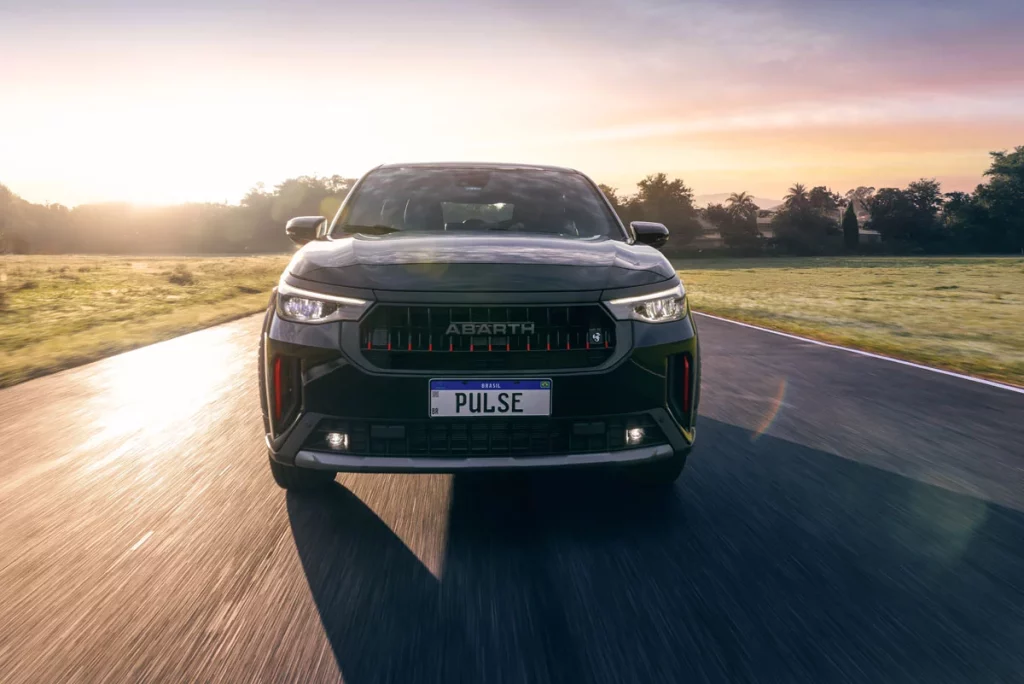 Pulse, el Abarth con influencias de Maserati que triunfará en Brasil 7 Motor16 ABARTH PULSE 2025 4 Motor16