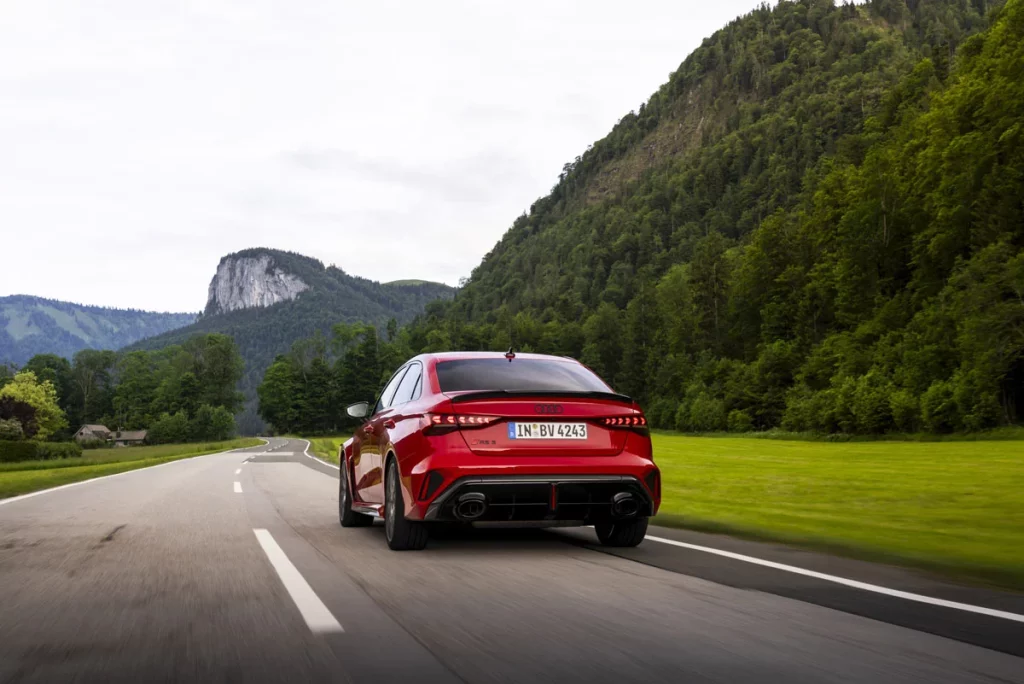 La fórmula del Audi RS 3 para la conducción emocionante 3 Motor16 AUDI RS3 NURBURGRING 15 Motor16