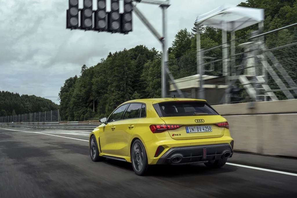 La fórmula del Audi RS 3 para la conducción emocionante 4 Motor16 AUDI RS3 NURBURGRING 7 Motor16